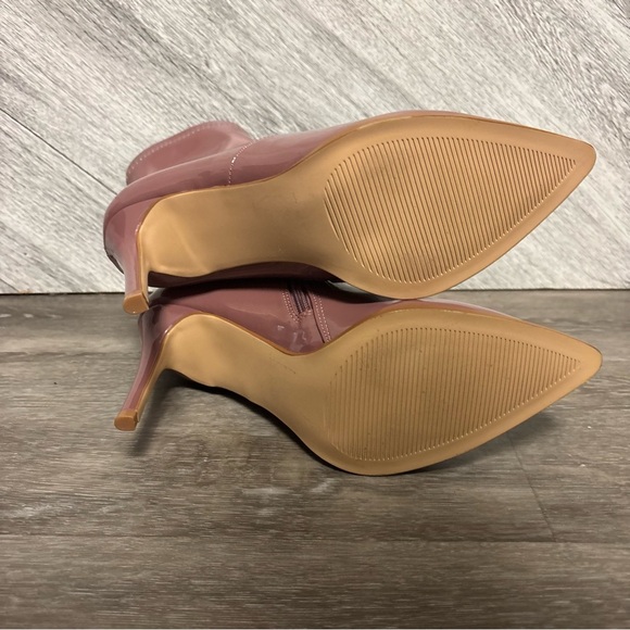 Steve Madden Elwyn Skin Tight Ankle Bootie Glossy Mauve Heeled Boots Size 8.5 - Picture 6 of 9